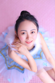 巨胸不知火舞露双奶头无遮挡